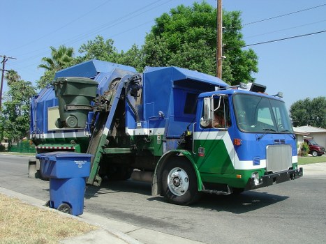 Cost factors affecting garage clearance services